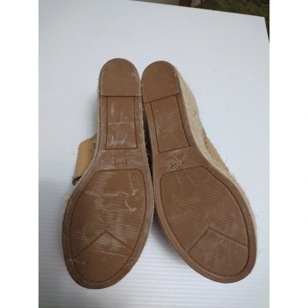 Marc Fisher Angelina Women's Tan Studded‎ Espadrille Wedge Platform Size 7.5